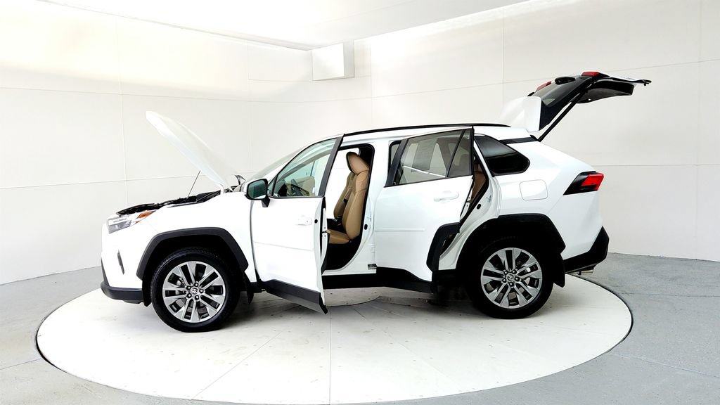 Used 2024 Toyota RAV4 XLE Premium w/ Weather Package AWD/4WD image 10