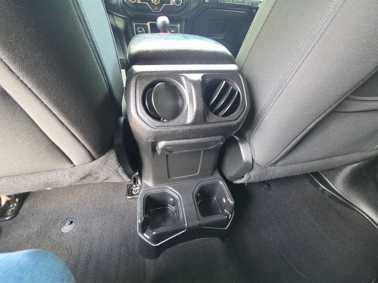 Used 2018 Jeep Wrangler Unlimited Sport AWD/4WD image 22
