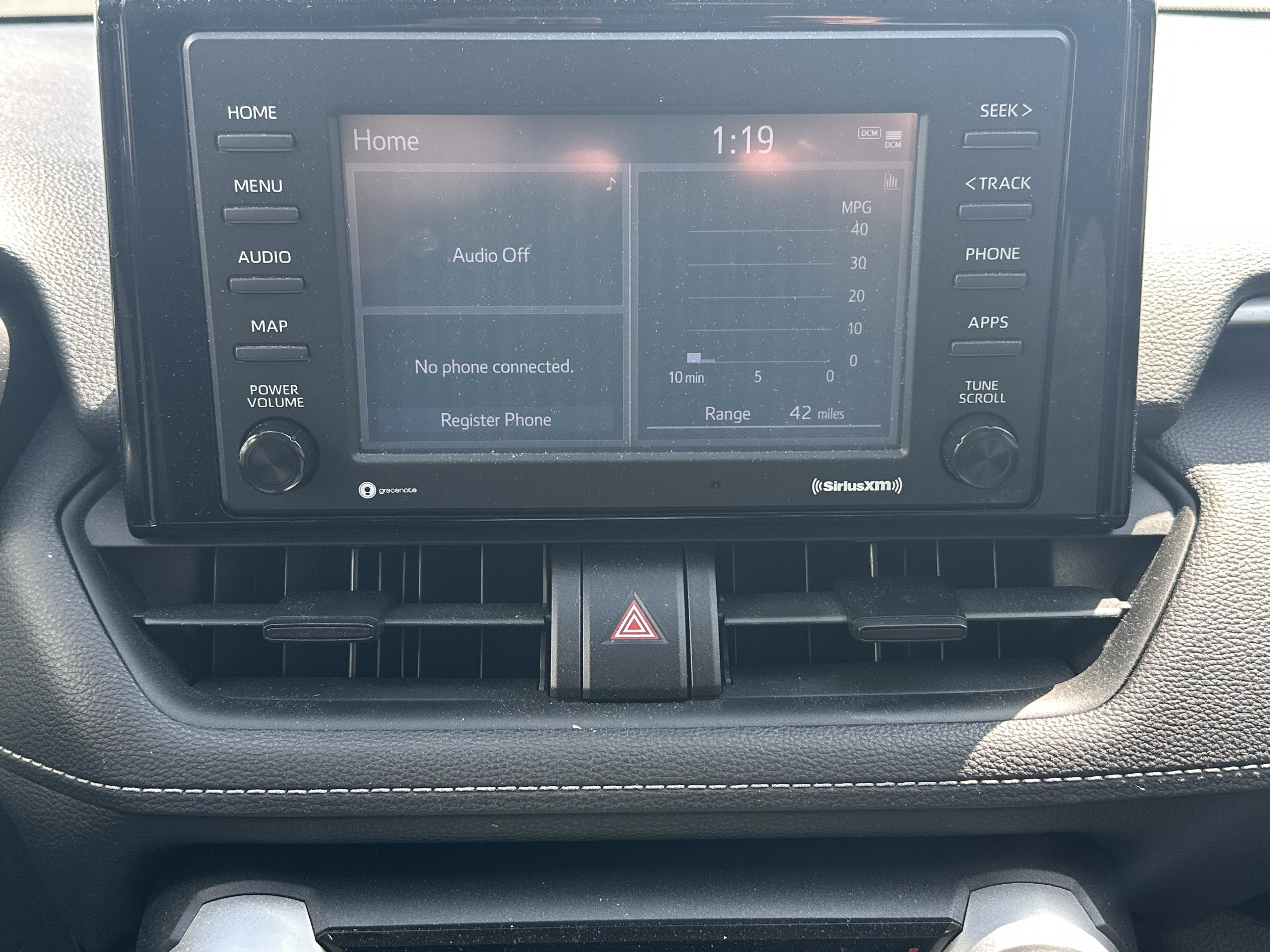 Used 2020 Toyota RAV4 LE FWD image 23
