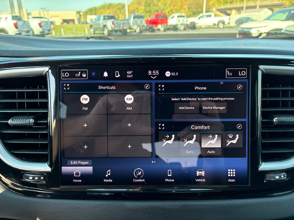 Used 2023 Chrysler Pacifica Touring-L FWD image 21
