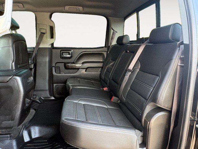 Used 2015 GMC Sierra 2500 Denali w/ Duramax Plus Package AWD/4WD image 13