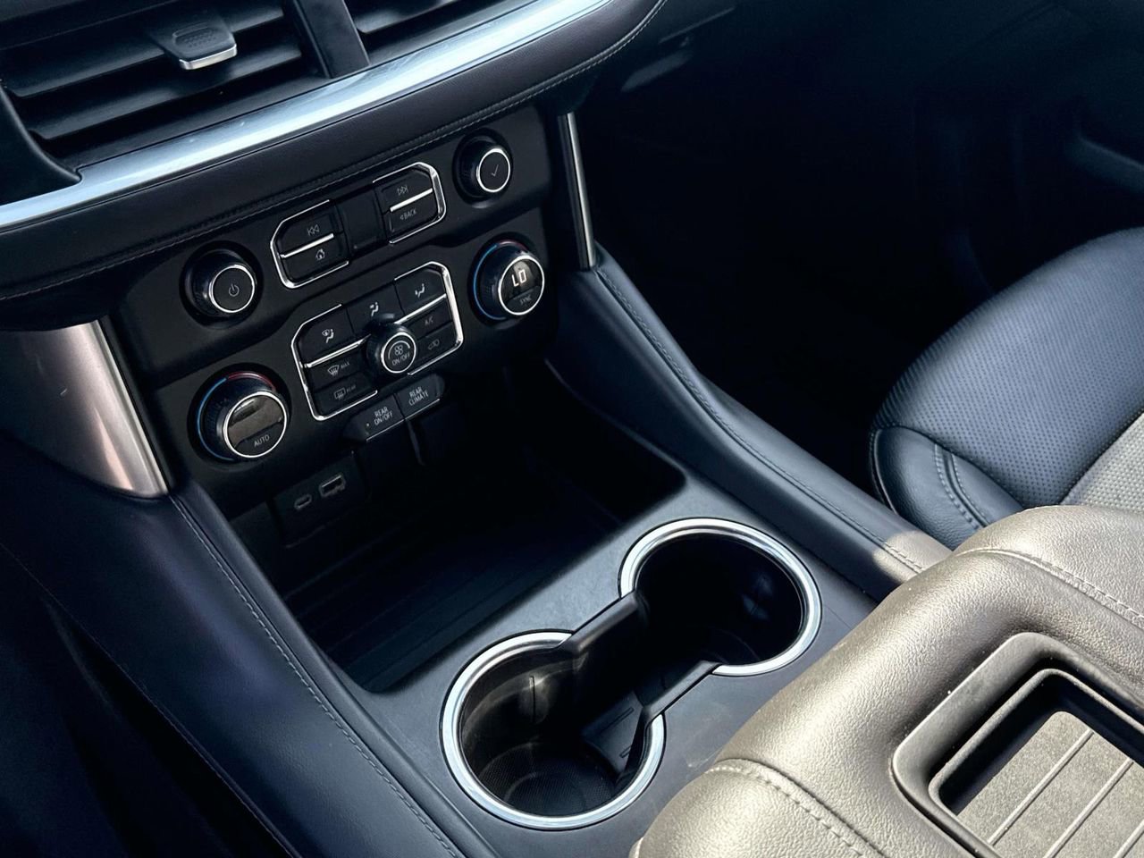 Used 2021 Chevrolet Tahoe LS image 19