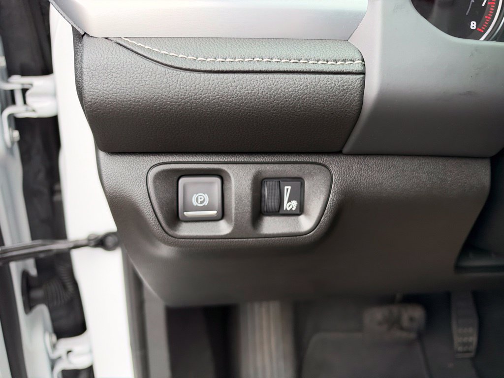 Certified 2023 GMC Acadia SLE w/ Driver Convenience Package FWD image 22
