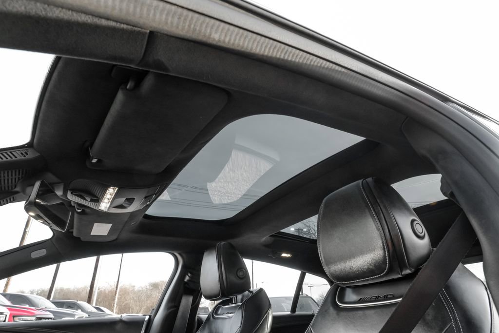 Used 2022 Mercedes-Benz AMG GT 43 image 26