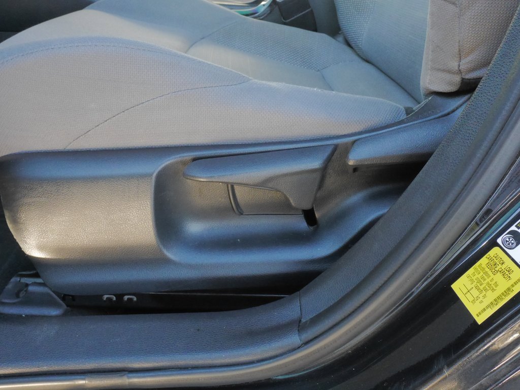 Used 2020 Toyota Corolla SE image 19