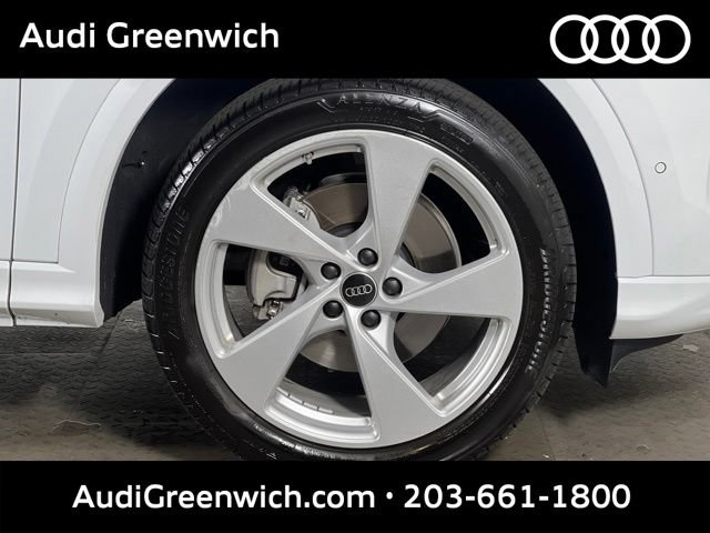 Used 2025 Audi Q5 Premium w/ Premium Plus AWD/4WD image 9