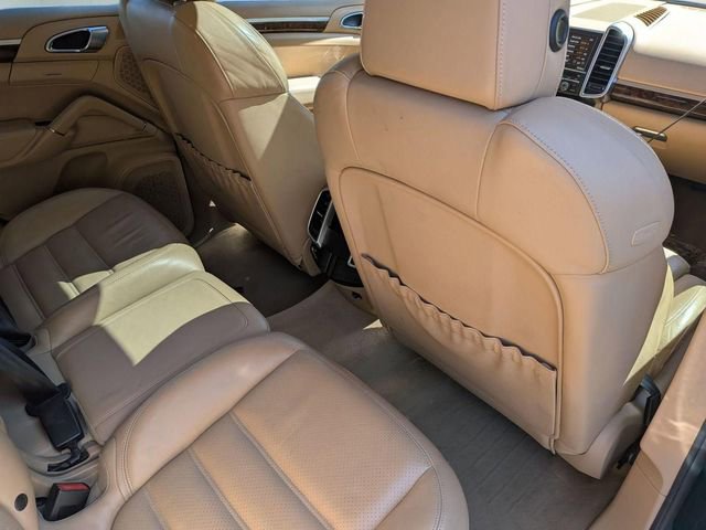 Used 2011 Porsche Cayenne S AWD/4WD image 27