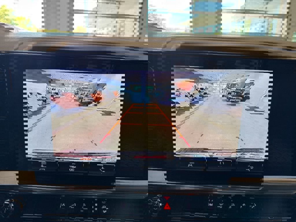 New 2026 GMC Sierra 2500 SLT AWD/4WD image 35