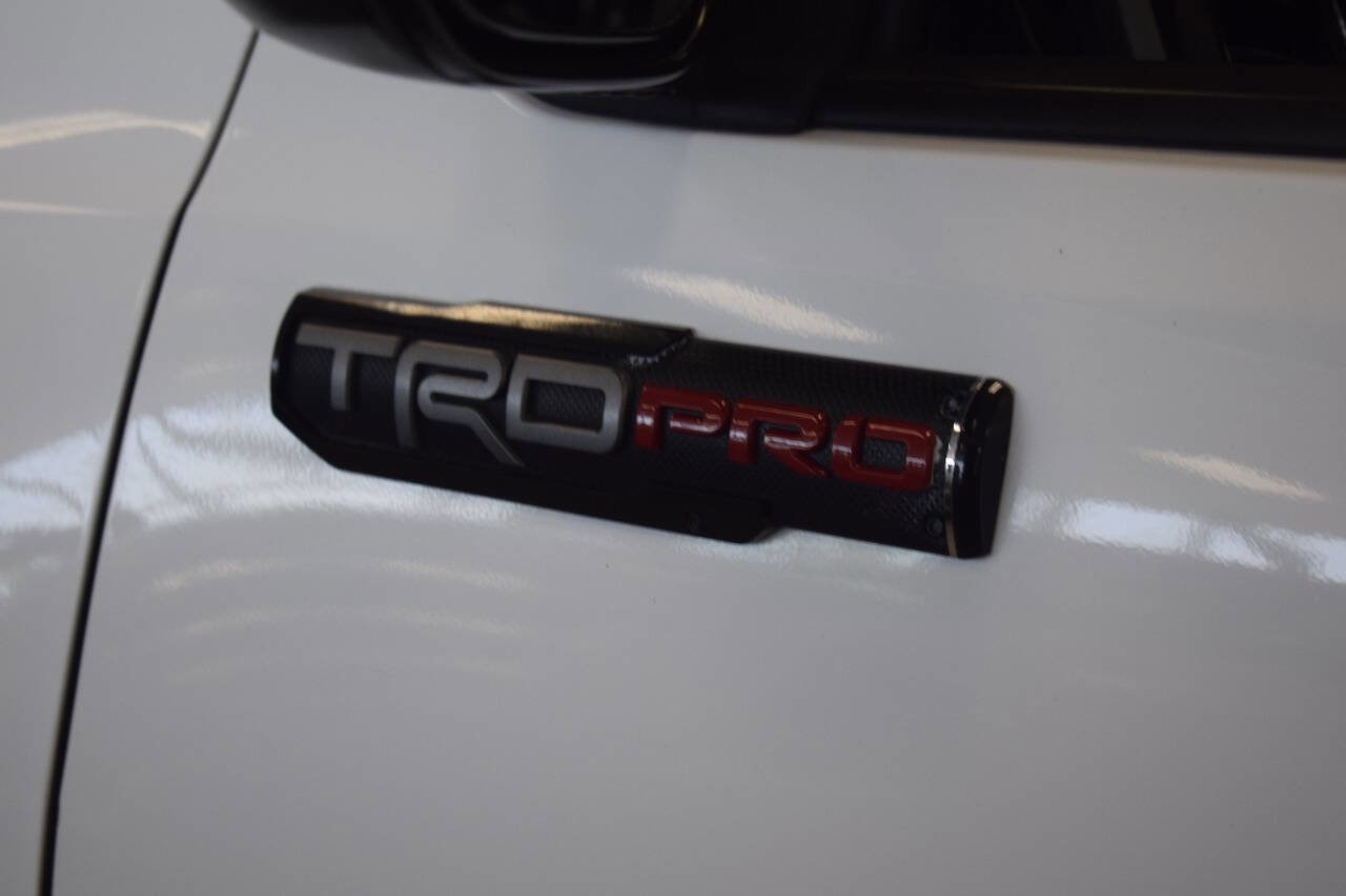 Used 2017 Toyota Tacoma TRD Pro AWD/4WD image 17