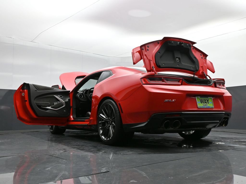 Used 2017 Chevrolet Camaro ZL1 image 38