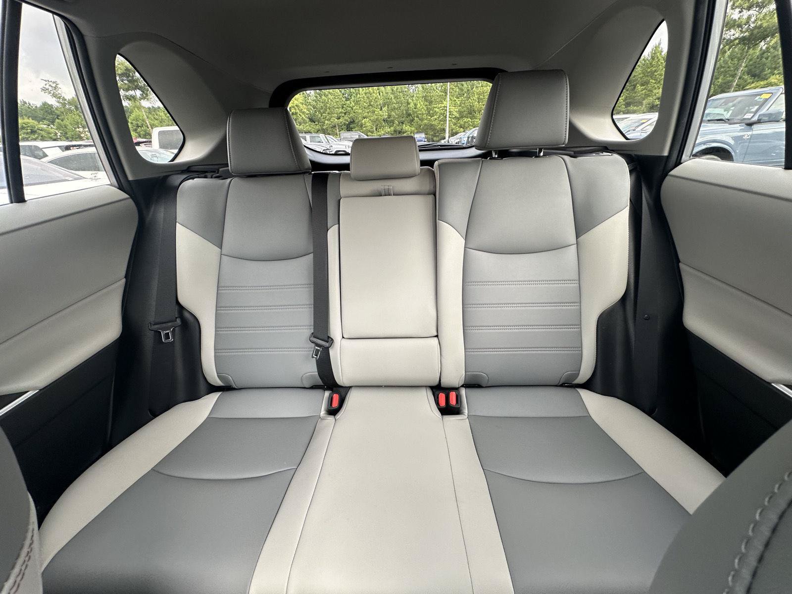 Certified 2020 Toyota RAV4 XLE Premium FWD image 12
