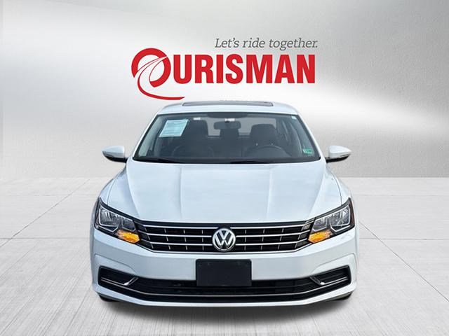 Used 2017 Volkswagen Passat 1.8T SE image 6