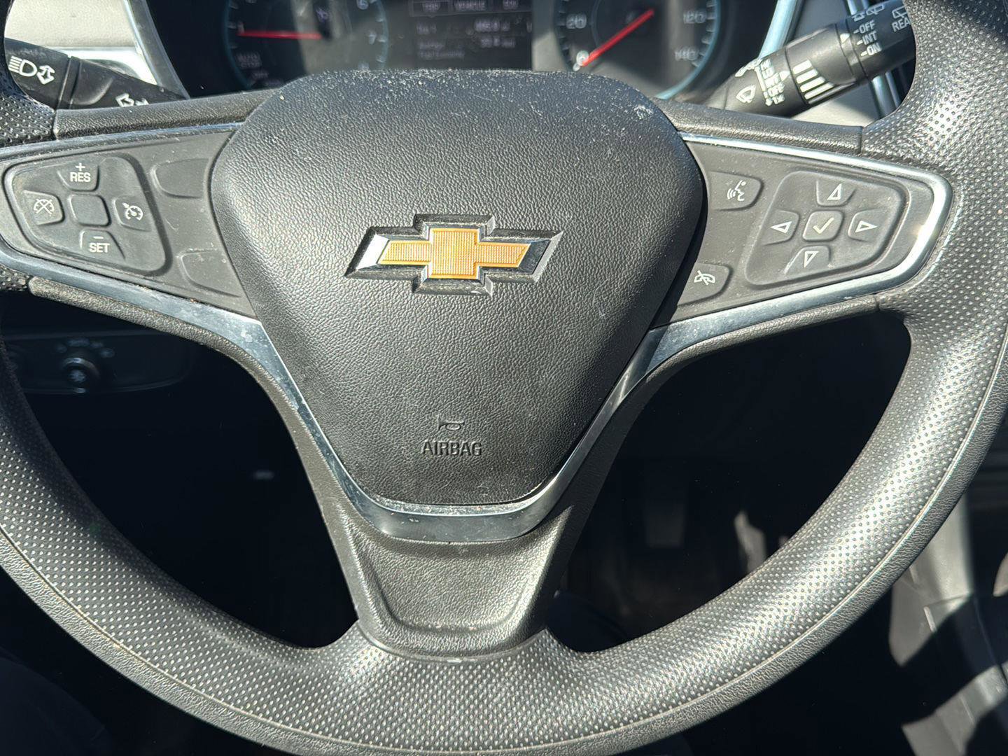 Used 2019 Chevrolet Equinox LS image 12