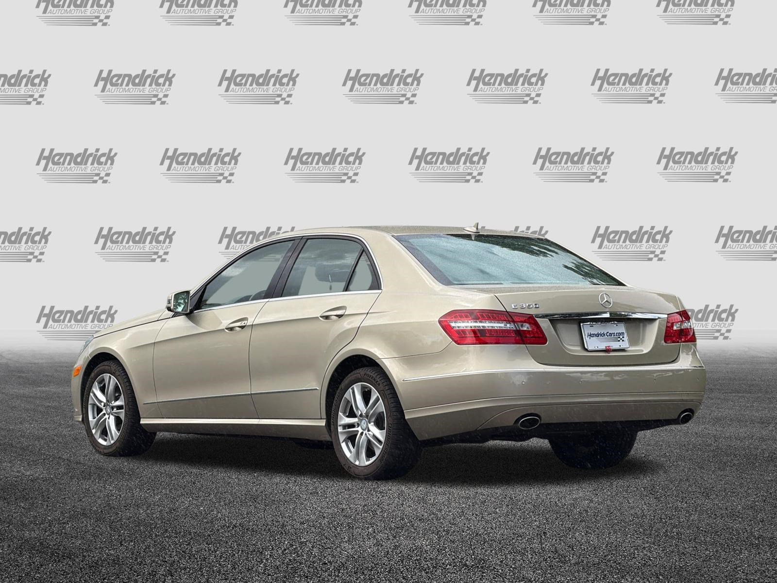 Used 2010 Mercedes-Benz E 350 Sedan image 7