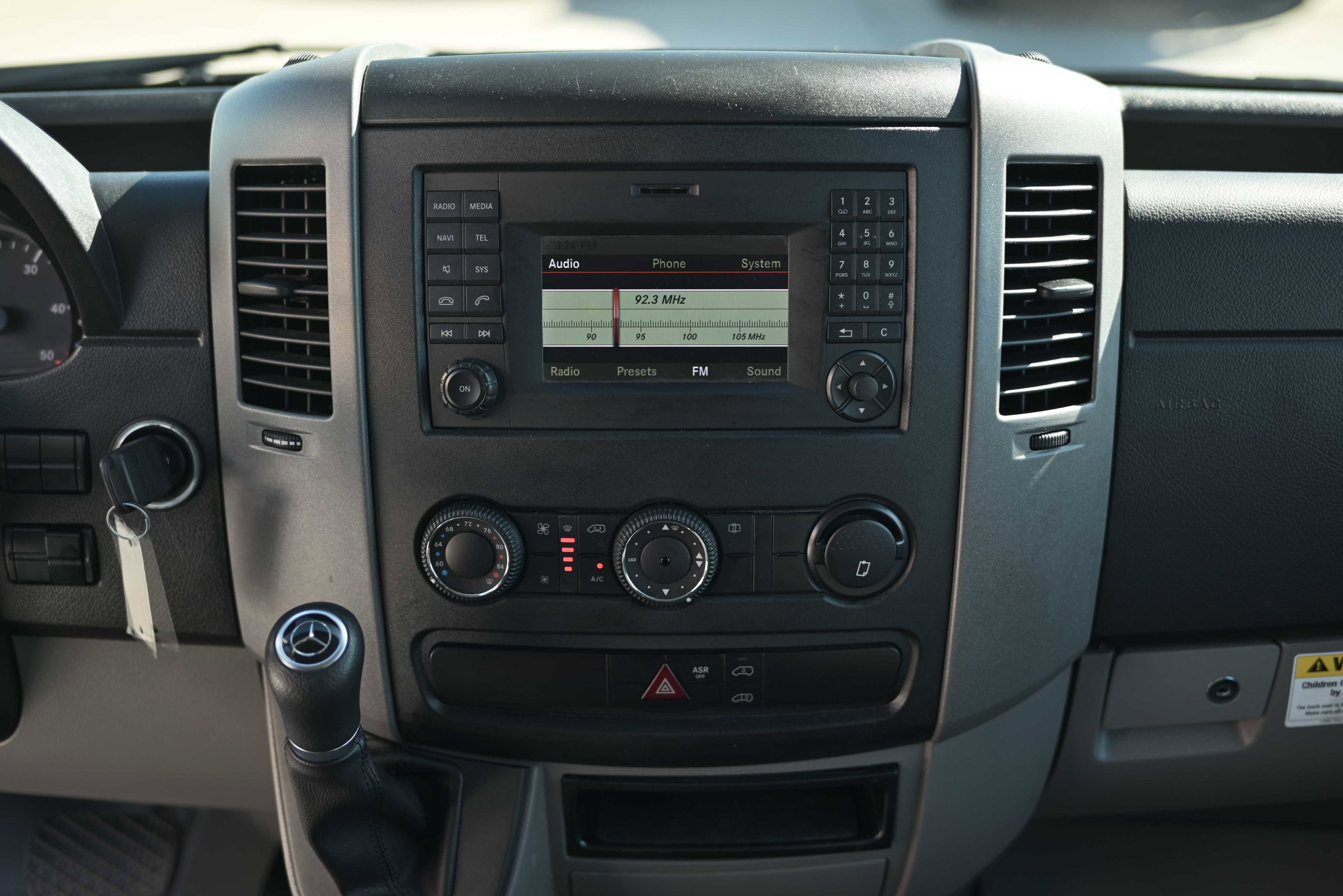 Used 2017 Mercedes-Benz Sprinter 3500 w/ Trailer Hitch Package image 10