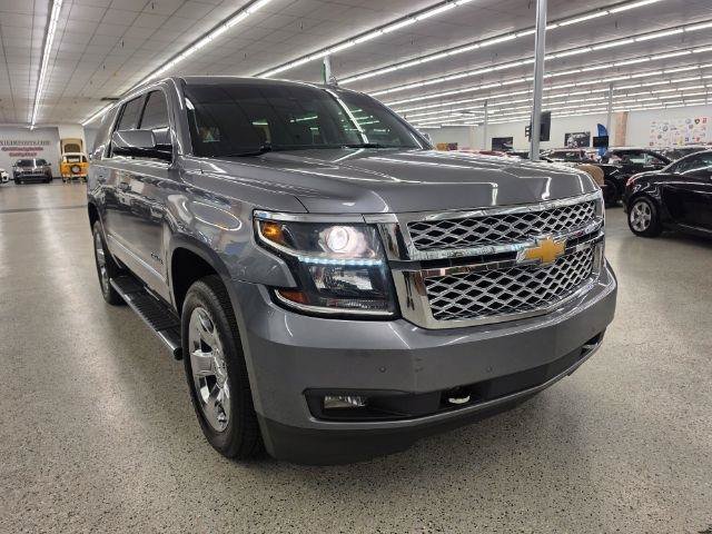 Used 2018 Chevrolet Tahoe LT w/ LT Signature Package AWD/4WD image 4