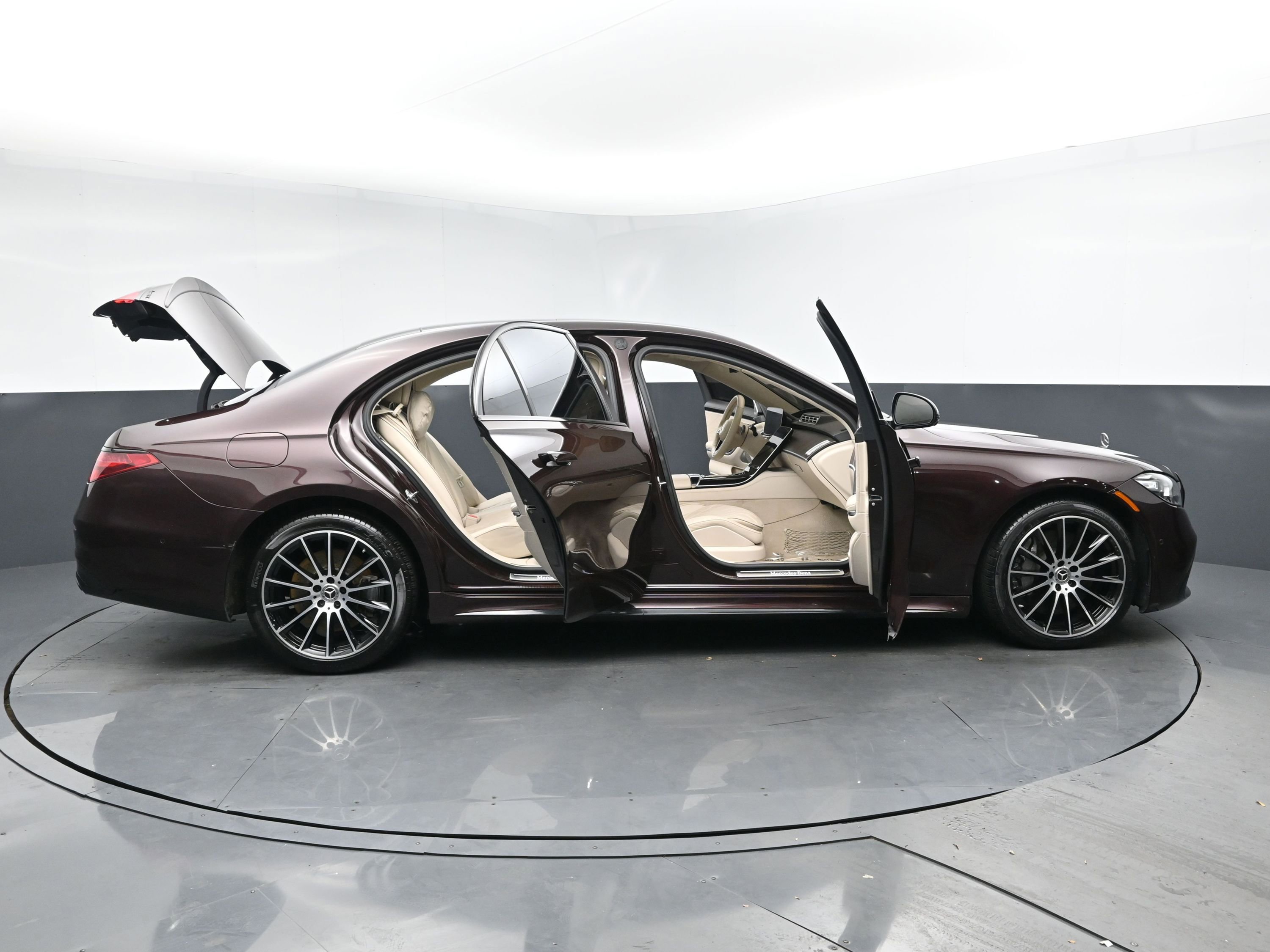 Used 2021 Mercedes-Benz S 580 4MATIC Sedan image 29