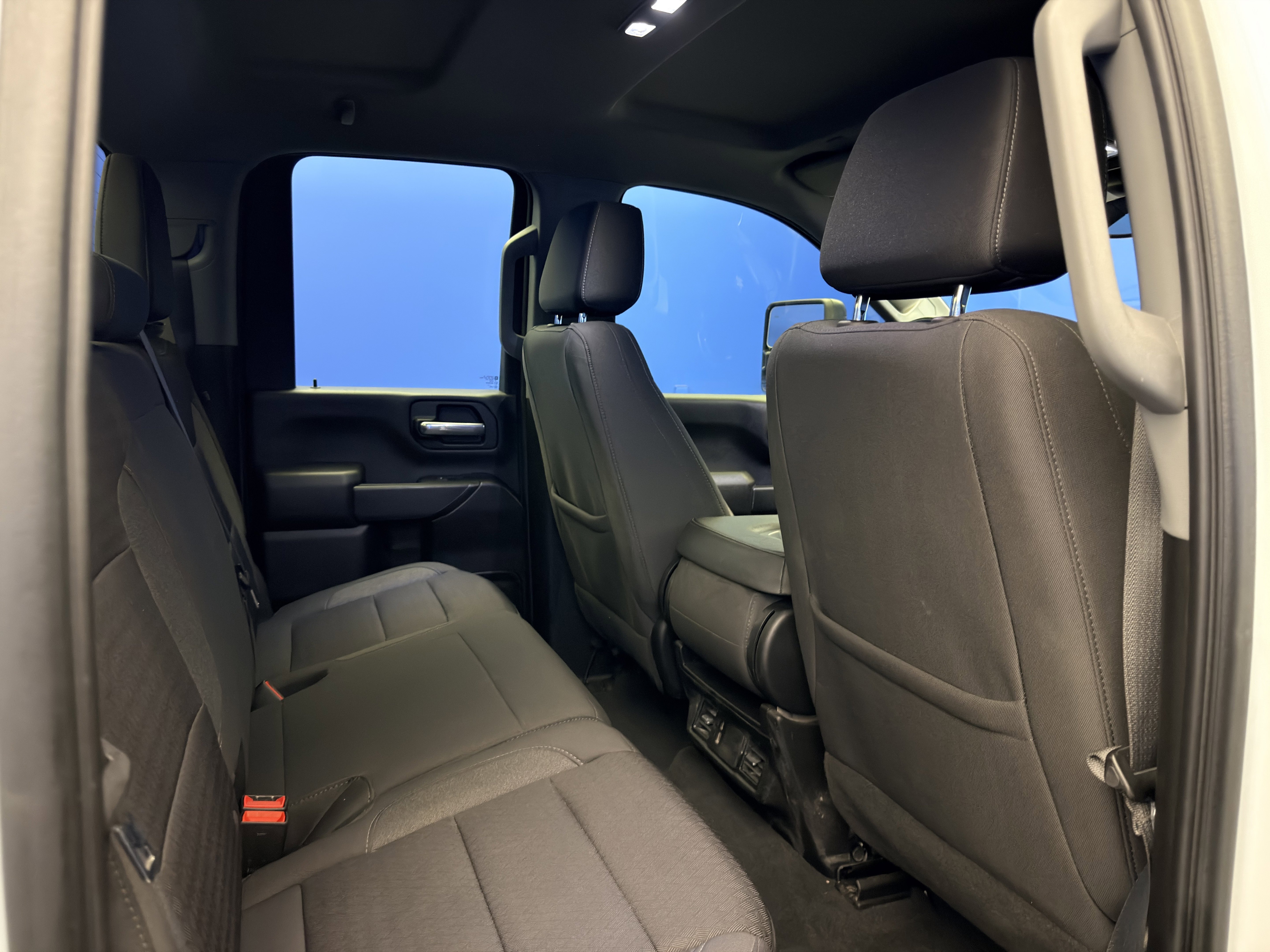 Used 2024 Chevrolet Silverado 2500 Custom w/ Custom Value Package image 25