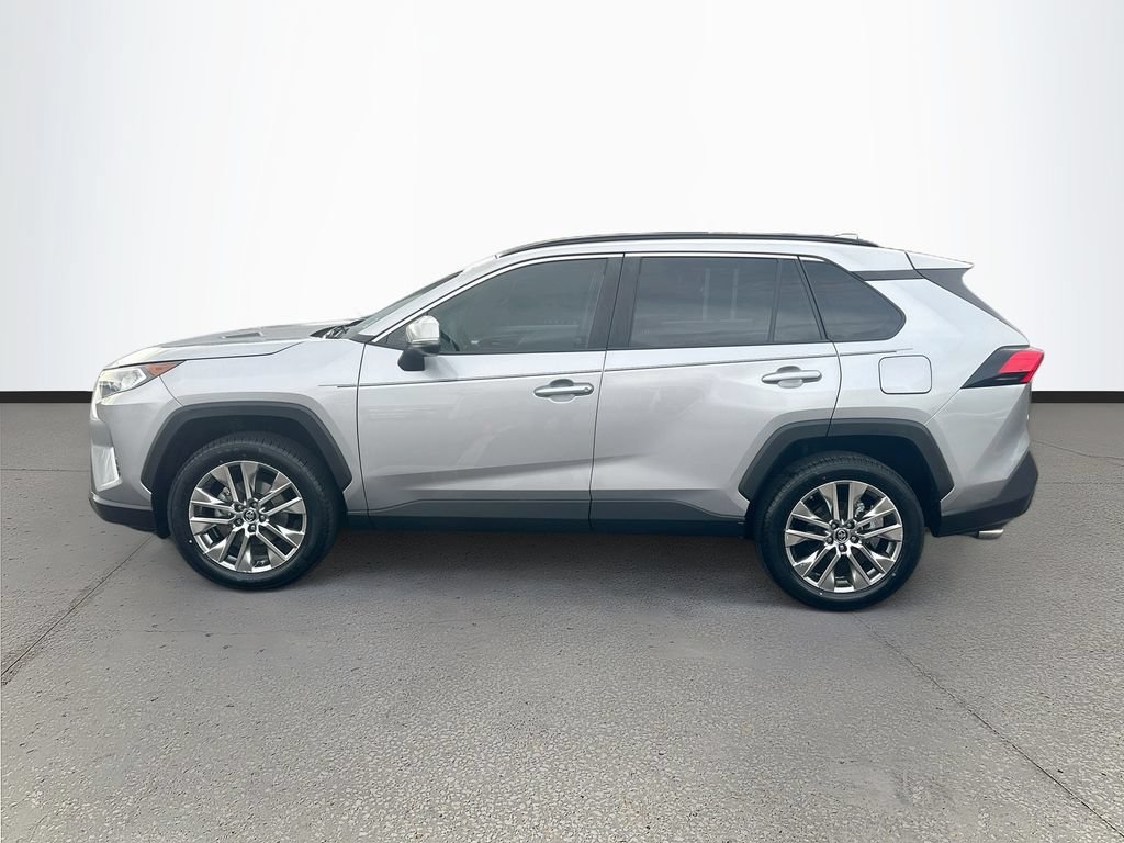 Used 2019 Toyota RAV4 XLE Premium FWD image 4