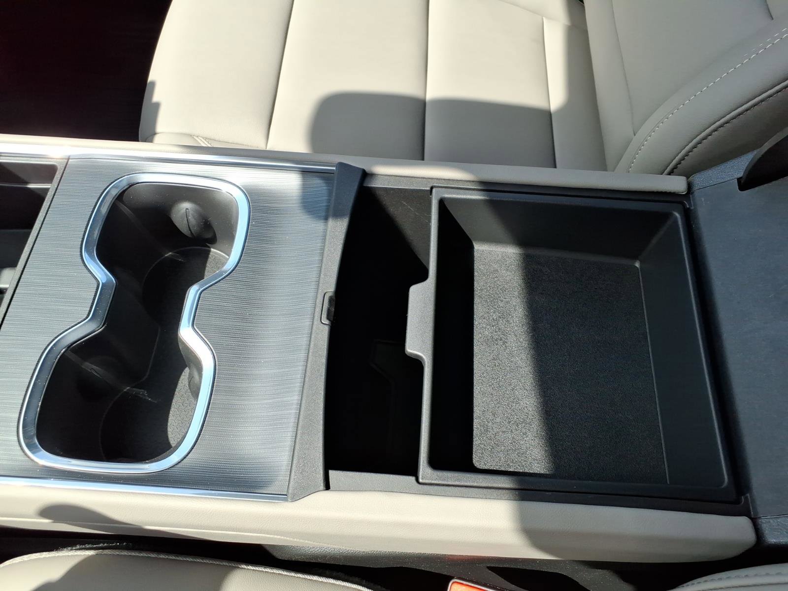 New 2026 GMC Acadia Elevation w/ Elevation Premium Package image 17