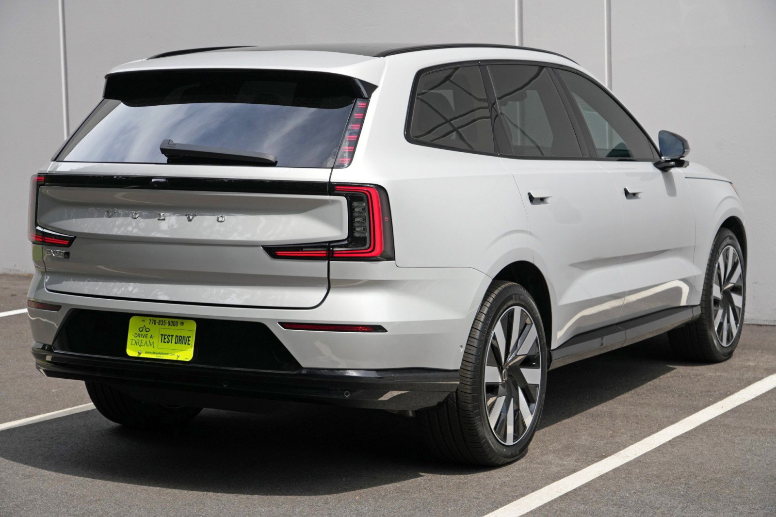 Used 2025 Volvo EX90 Ultra AWD/4WD image 51