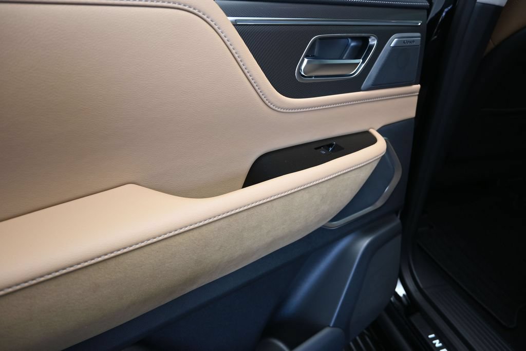 New 2026 INFINITI QX80 Luxe w/ Cargo Package RWD image 15