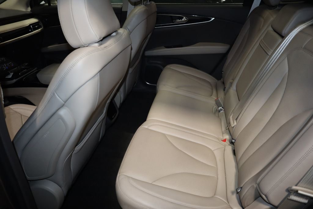 Used 2021 Lincoln Nautilus Reserve image 15