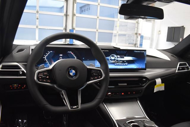 New 2026 BMW 330i xDrive Sedan w/ M Sport Package AWD/4WD image 23