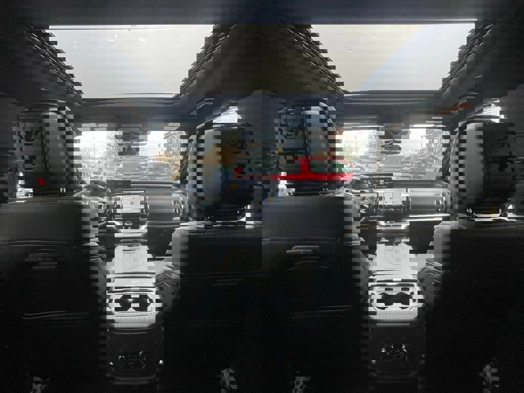 New 2026 Ford Expedition Tremor image 25