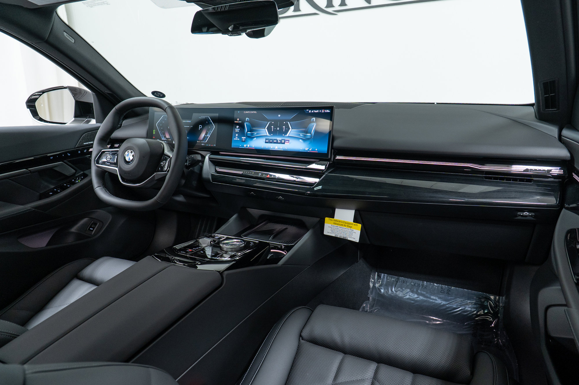 New 2026 BMW 530i xDrive w/ Premium Package image 14