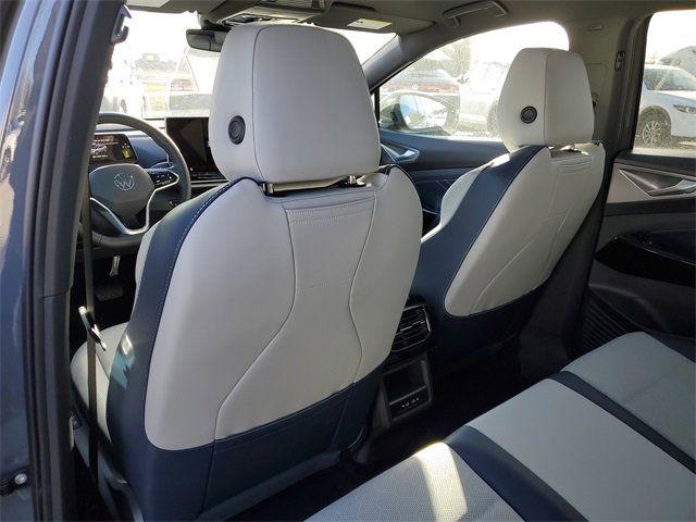 New 2025 Volkswagen ID.4 Pro S image 13