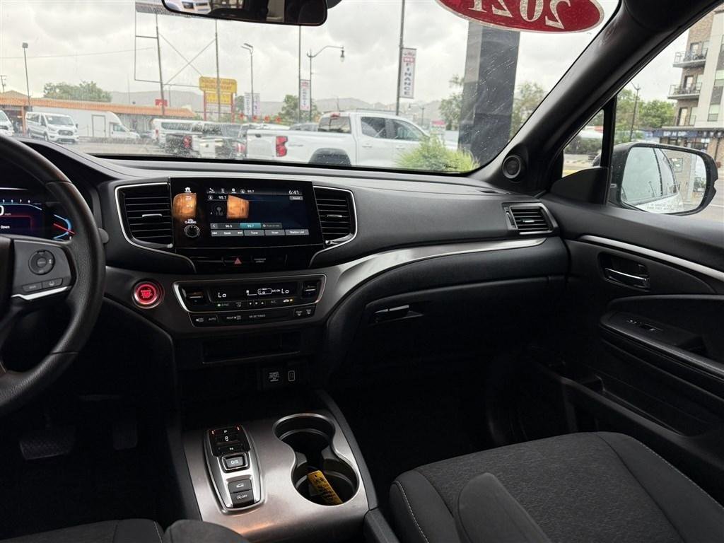 Used 2021 Honda Passport Sport image 22