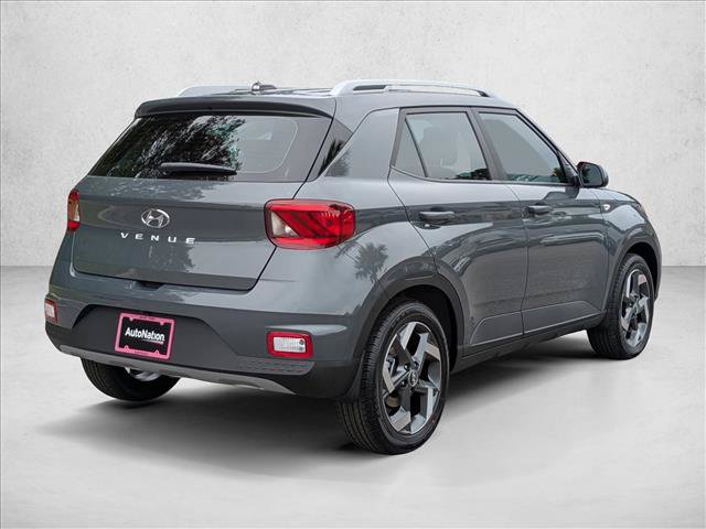 New 2026 Hyundai Venue SEL FWD image 2
