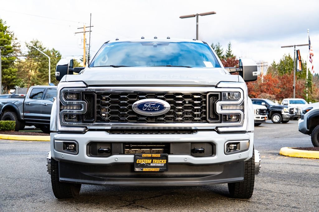 Used 2025 Ford F450 Platinum w/ Platinum Plus Package image 9