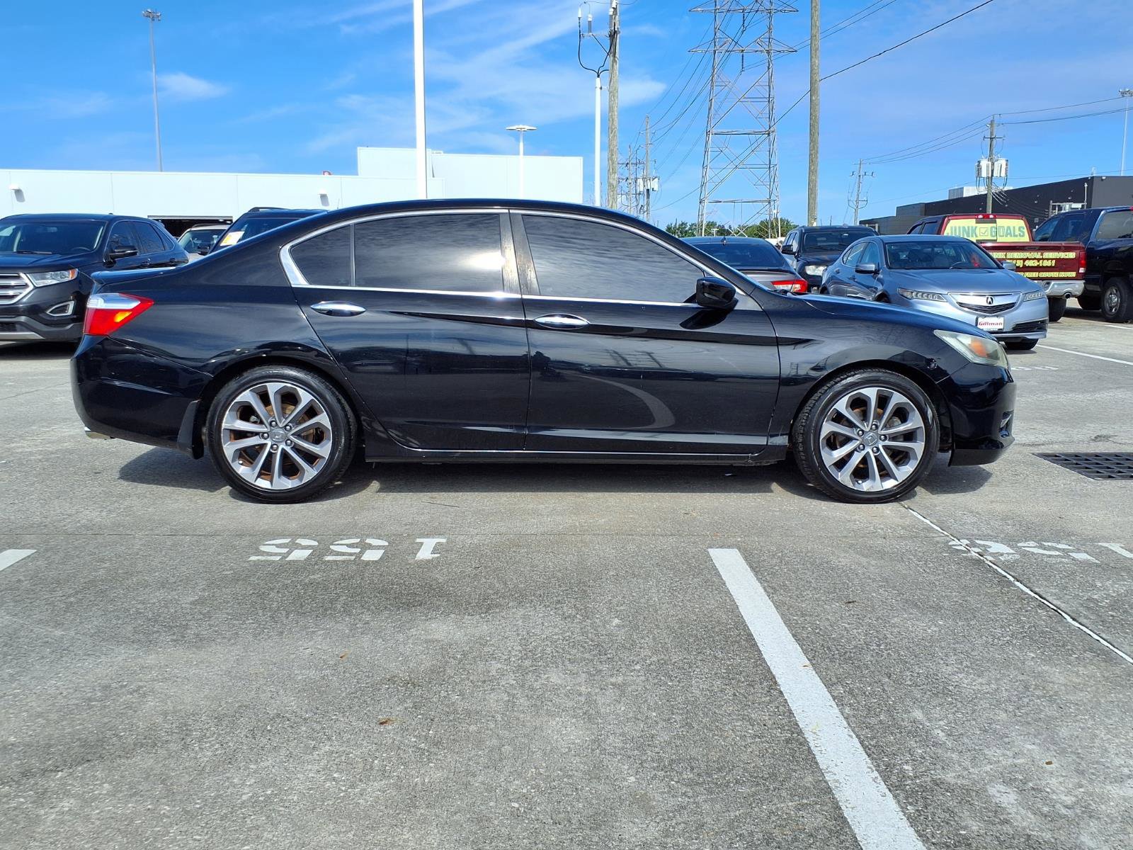 Used 2014 Honda Accord Sport image 25