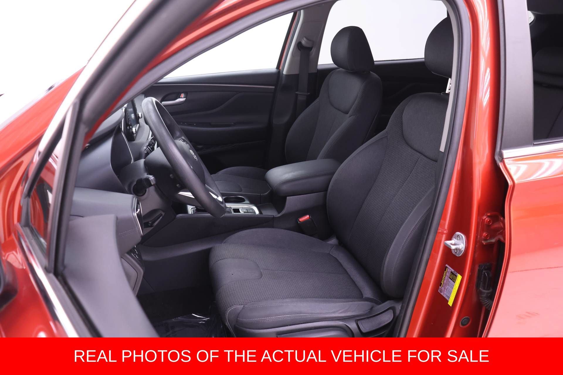 Used 2019 Hyundai Santa Fe SE FWD image 4