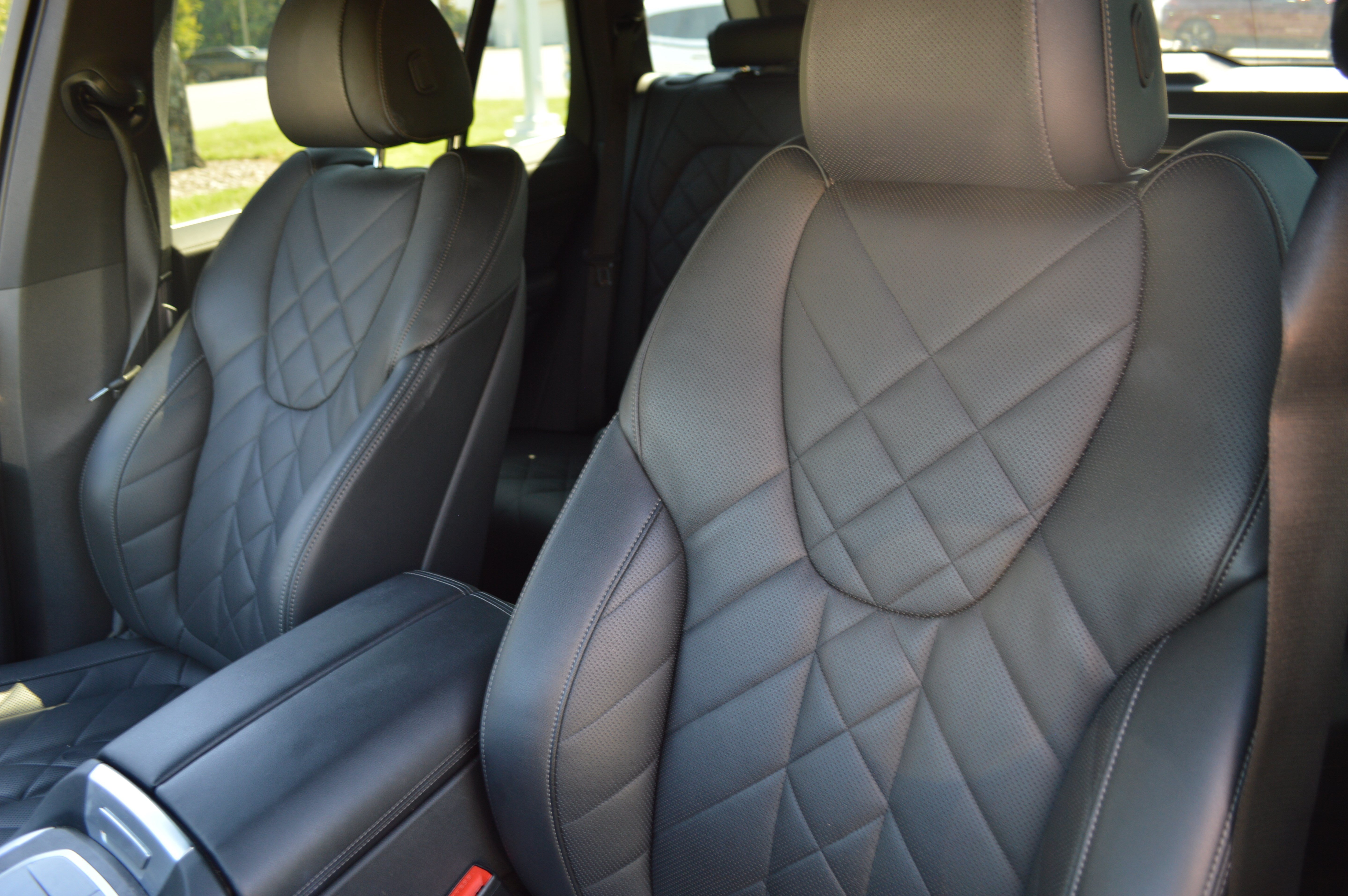 Used 2024 BMW X5 sDrive40i w/ Premium Package RWD image 23