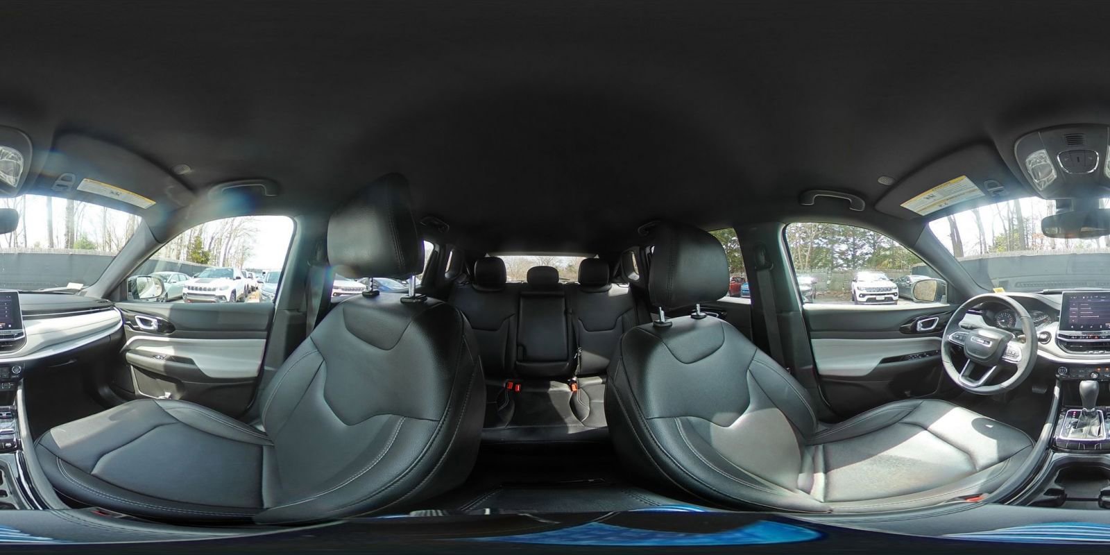 Used 2025 Jeep Compass Limited image 40