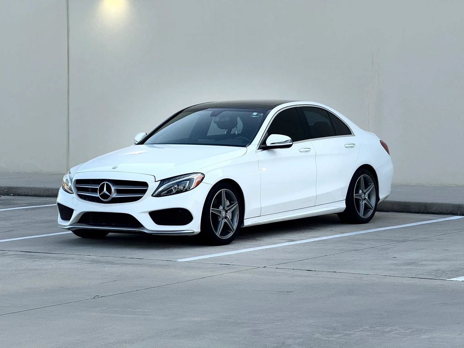 Used 2016 Mercedes-Benz C 300 Sedan image 3
