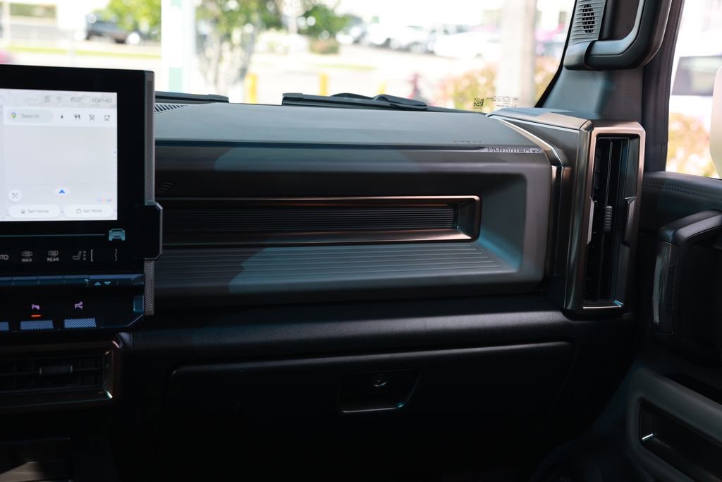 Used 2024 GMC Hummer EV 3X w/ Omega Edition image 32