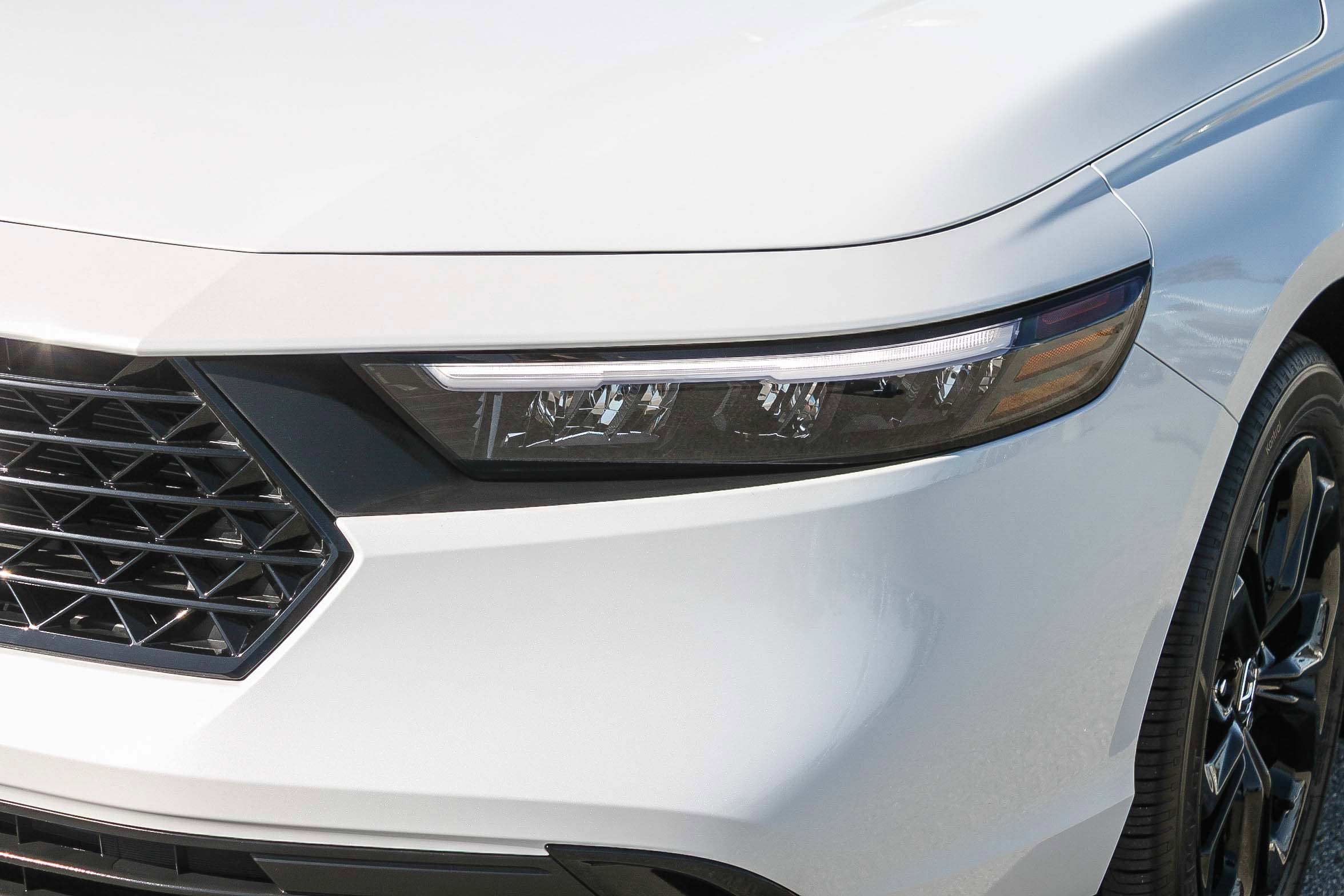 Certified 2025 Honda Accord SE image 5