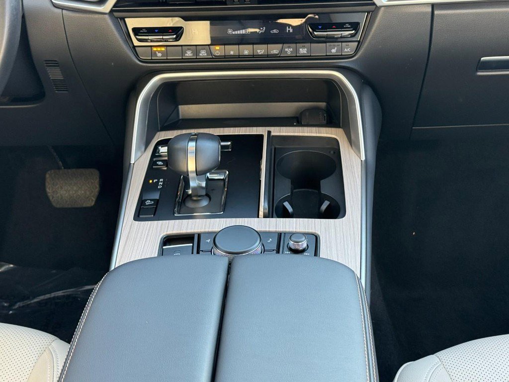 Used 2025 MAZDA CX-90 Plug-In Hybrid w/Premium Sport image 15