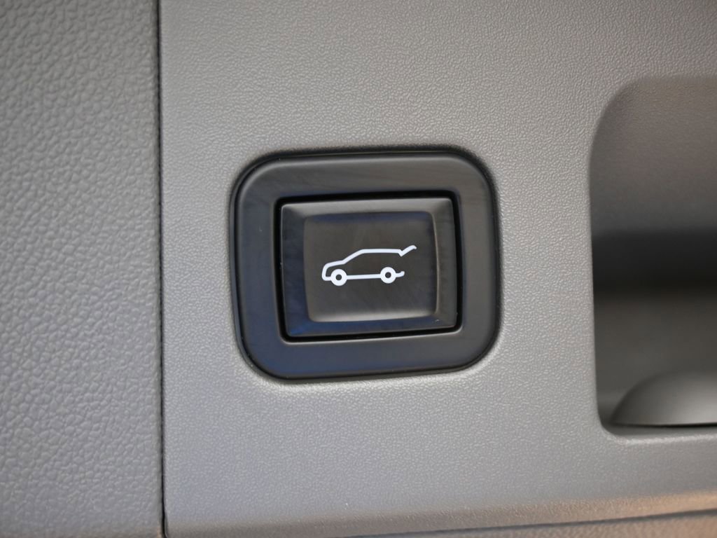 Used 2021 Cadillac XT5 Premium Luxury image 17