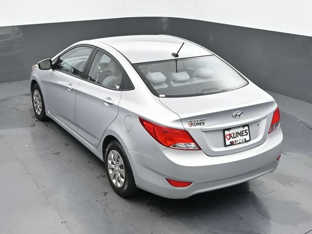 Used 2016 Hyundai Accent SE FWD image 34
