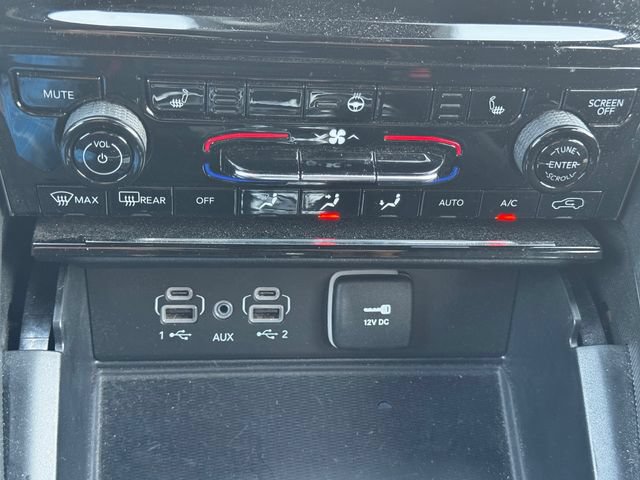 Certified 2024 Jeep Grand Cherokee Laredo w/ Luxury Tech Group I AWD/4WD image 37