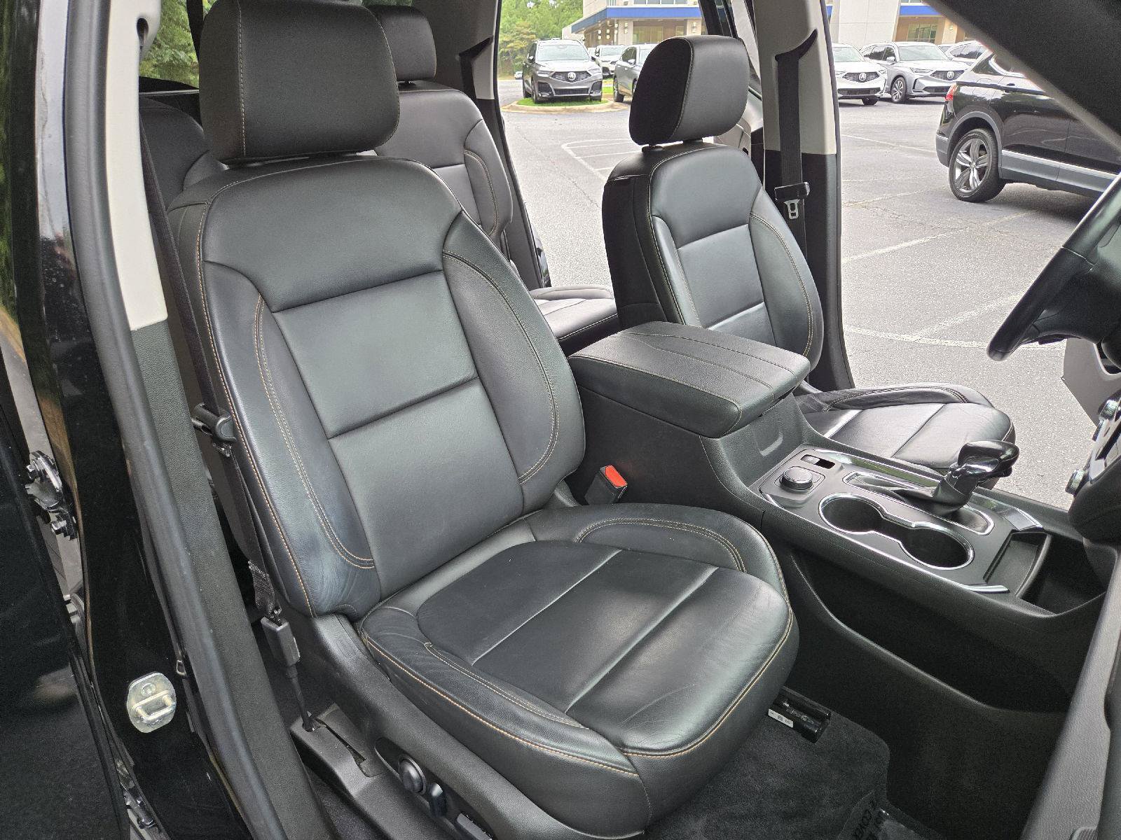 Used 2021 Chevrolet Traverse LT AWD/4WD image 5
