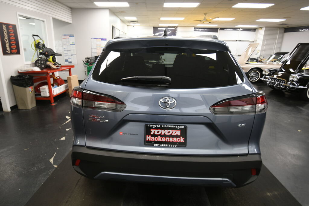 Certified 2026 Toyota Corolla Cross LE FWD image 7