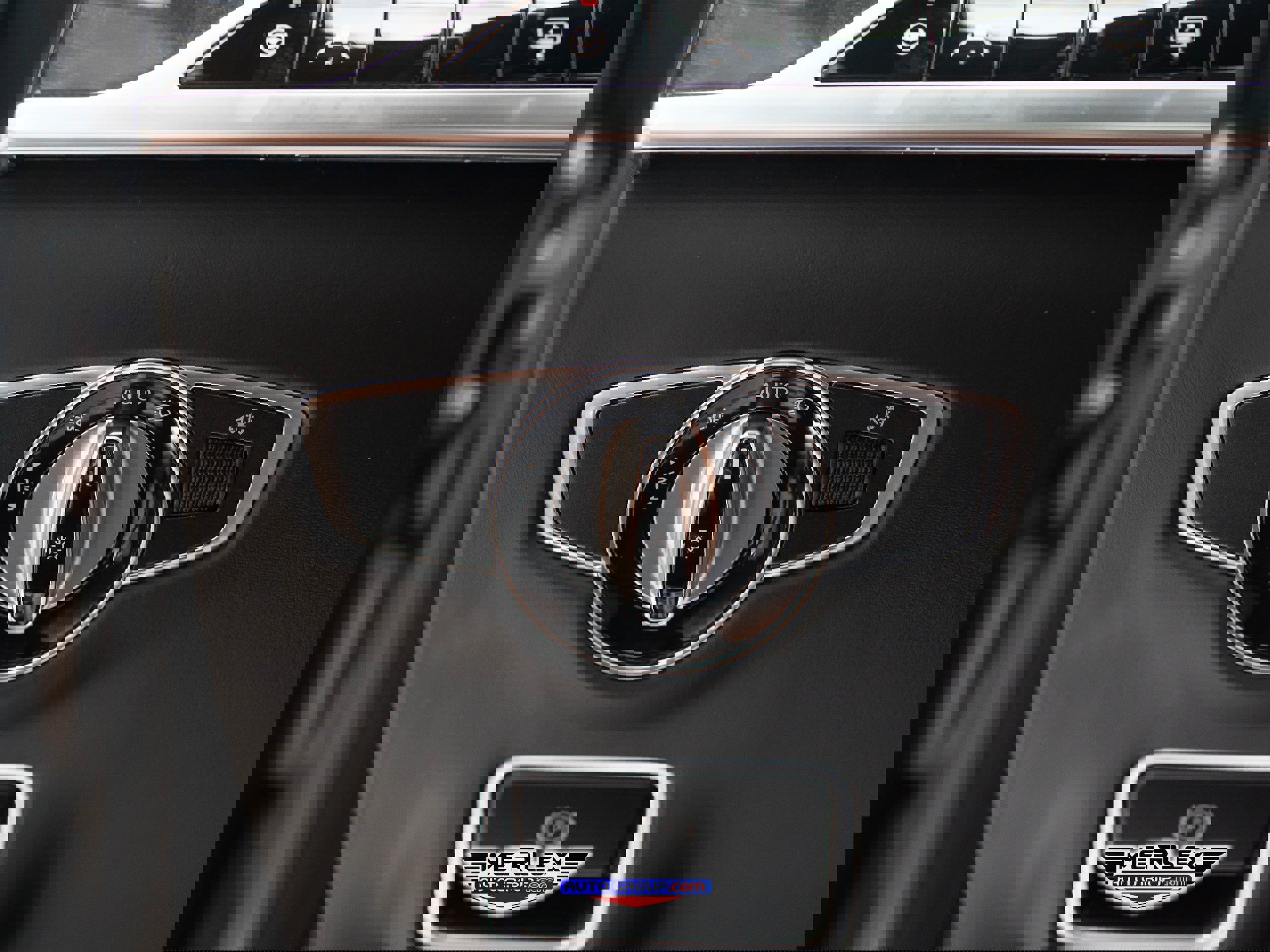 Used 2019 Mercedes-Benz S 560 4MATIC Sedan w/ Premium Package image 42