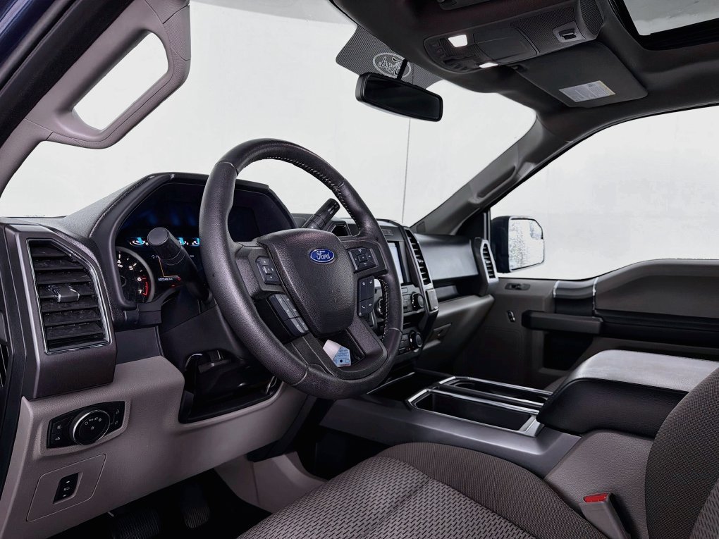 Used 2017 Ford F150 XLT w/ Equipment Group 302A Luxury AWD/4WD image 16