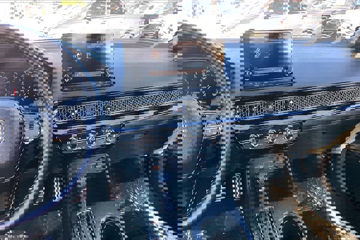 Used 2023 Honda Civic Sport image 6